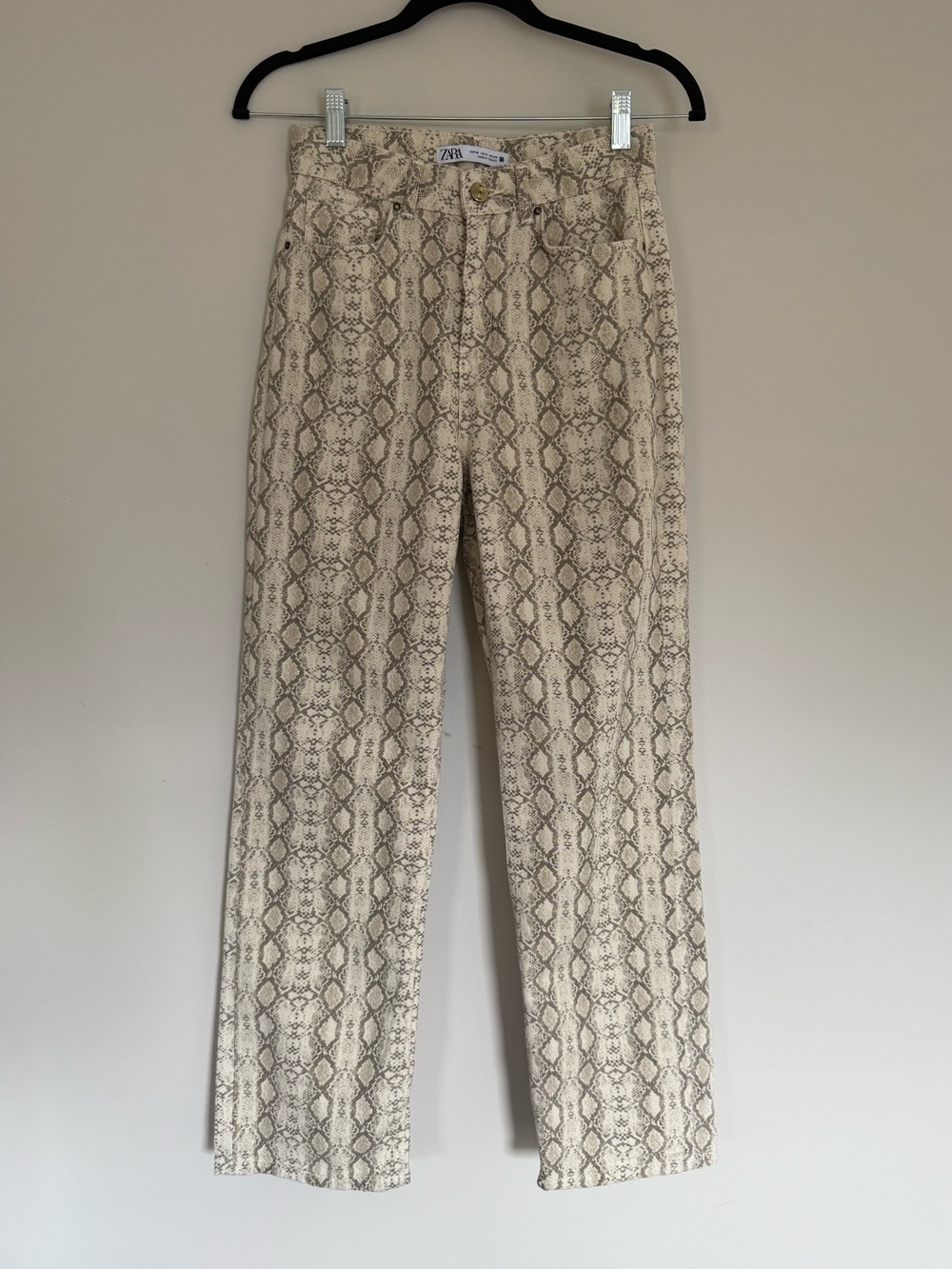 Zara Snake-Pattern Straight Leg Jeans in Cream and Taupe 100% Cotton Sz 2